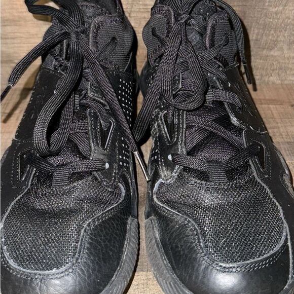 NIKE‎ JORDAN BASKETBALL SHOES- size 7.5 men - Picture 3 of 9